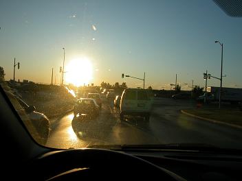 photo 1 - sun glare obscuring traffic signal